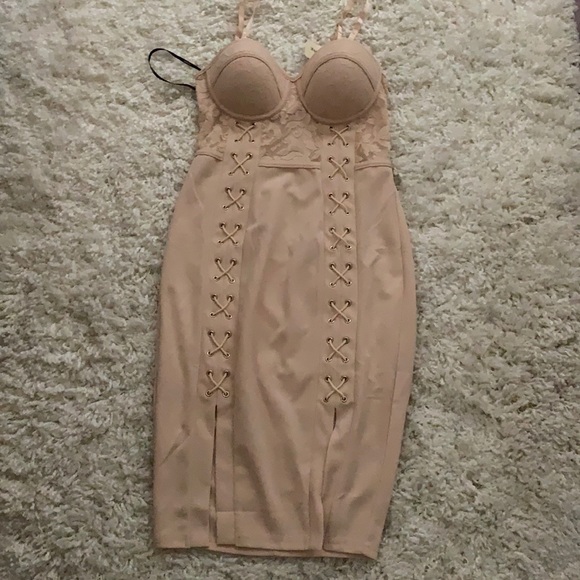Dresses & Skirts - NWT nude bodycon dress